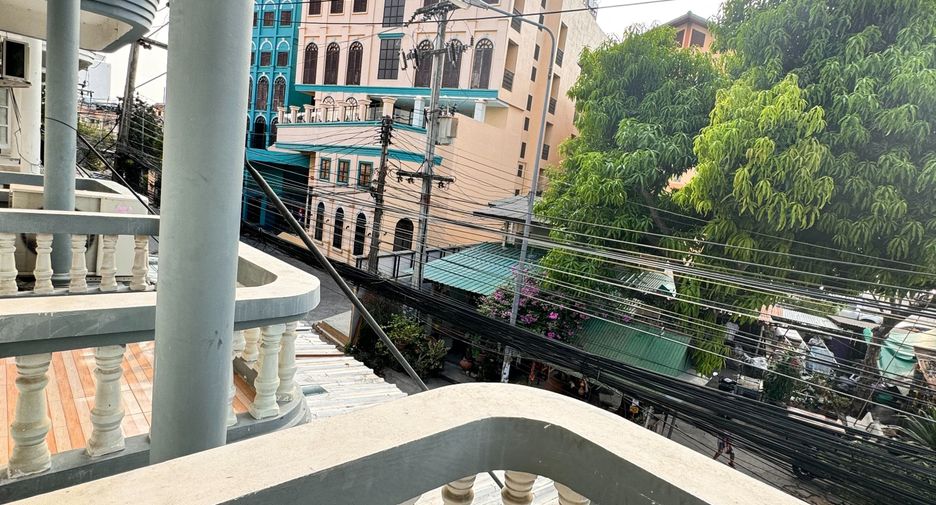 出售 14 卧室 商业空间 在 Bang Lamung, Chon Buri