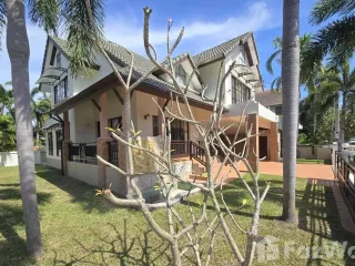 À louer 5 chambres maison à Bang Lamung, Chonburi