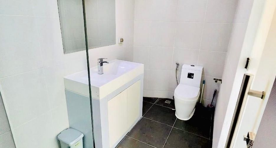 Продажа 3 спальни кондо в Банг Ламунг, Чонбури