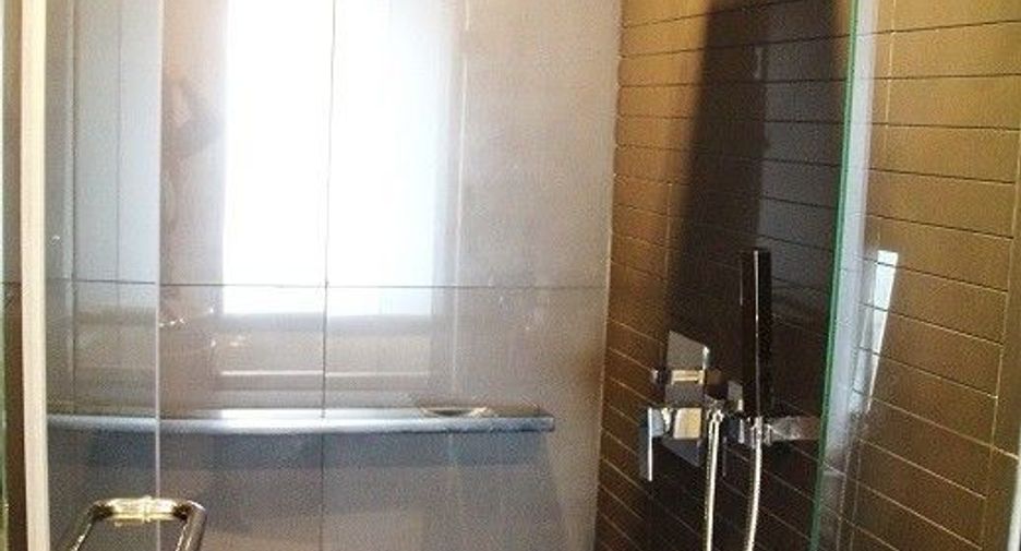 For sale 1 bed condo in Sathon, Bangkok
