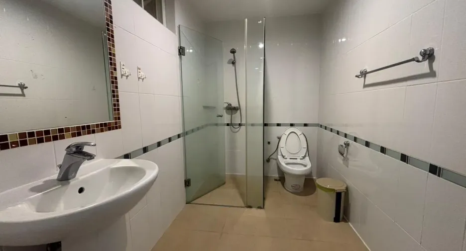 For rent 1 bed villa in Mueang Phuket, Phuket