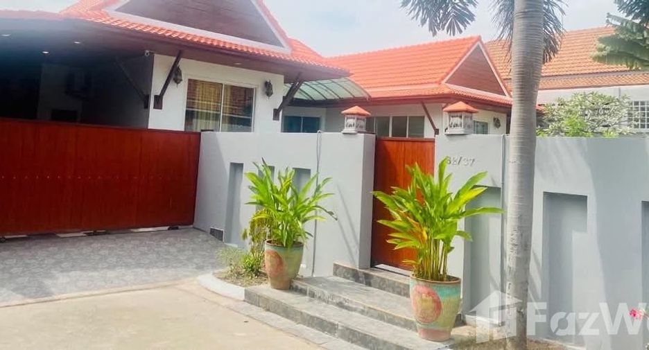 For sale そして for rent 3 ベッドルーム villa in Bang Lamung, Chonburi