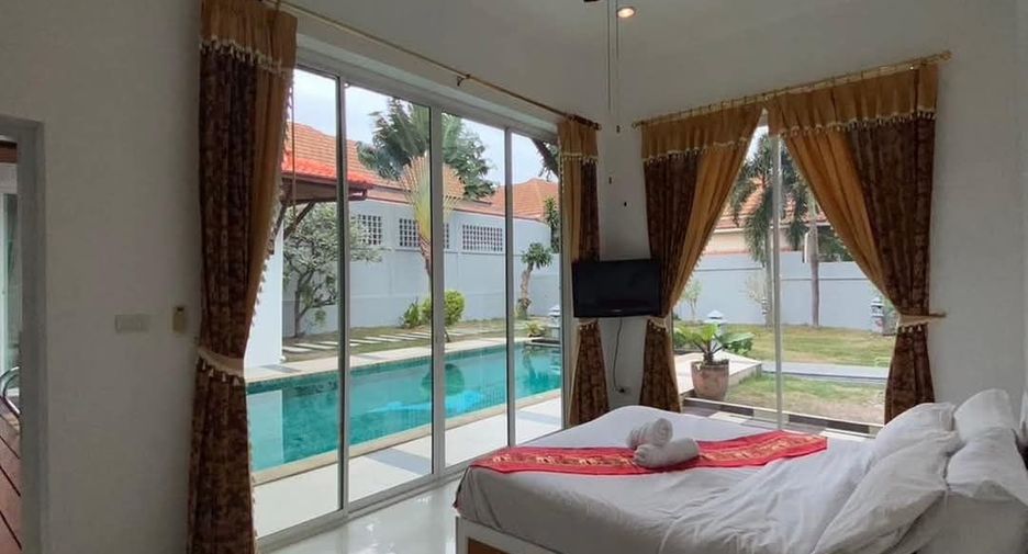 For sale そして for rent 3 ベッドルーム villa in Bang Lamung, Chonburi