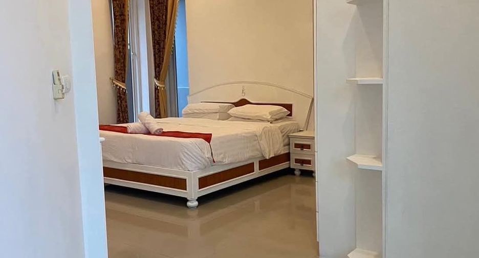 For sale そして for rent 3 ベッドルーム villa in Bang Lamung, Chonburi