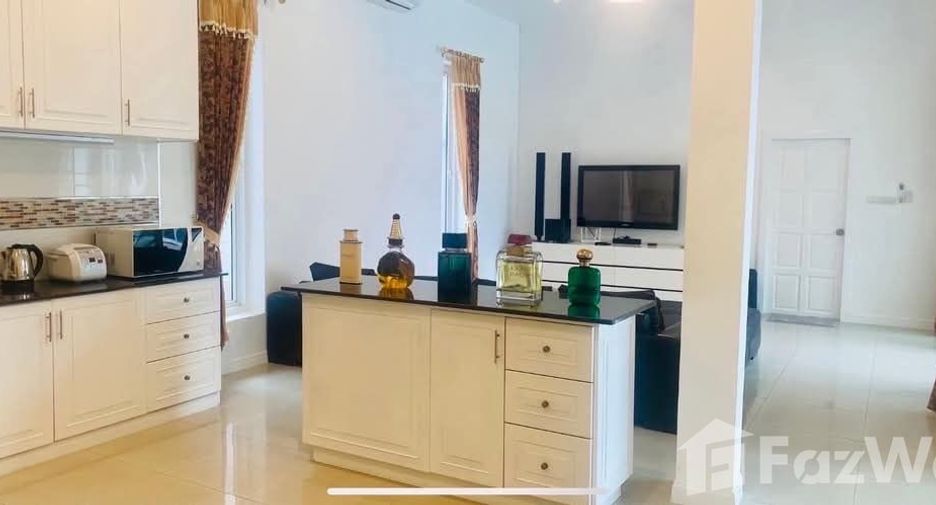 For sale そして for rent 3 ベッドルーム villa in Bang Lamung, Chonburi