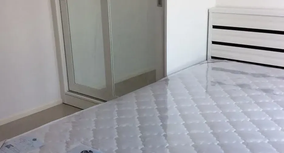 For sale 2 bedrooms condo in Mueang Samut Prakan, Samut Prakan
