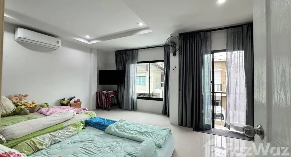For sale and for rent 4 bedrooms house in Thalang, Phuket