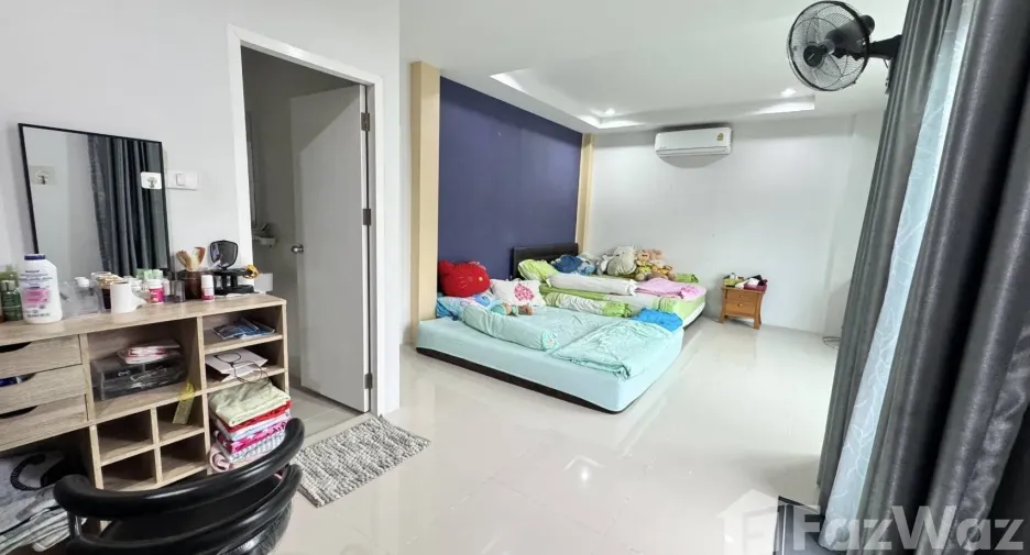 For sale and for rent 4 bedrooms house in Thalang, Phuket