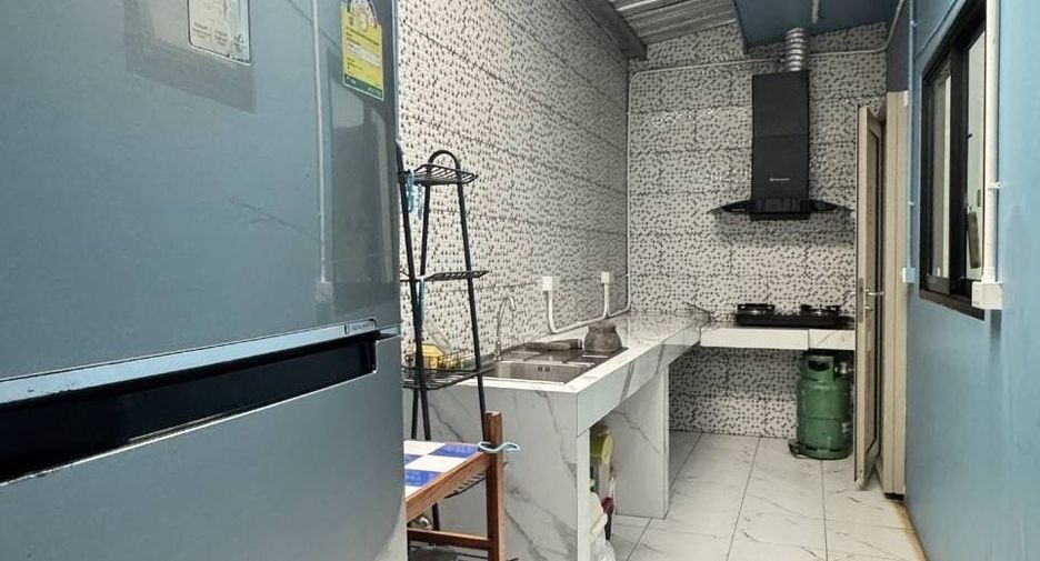 For sale and for rent 4 bedrooms house in Thalang, Phuket