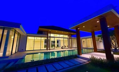 For sale 5 bedrooms villa in Thalang, Phuket