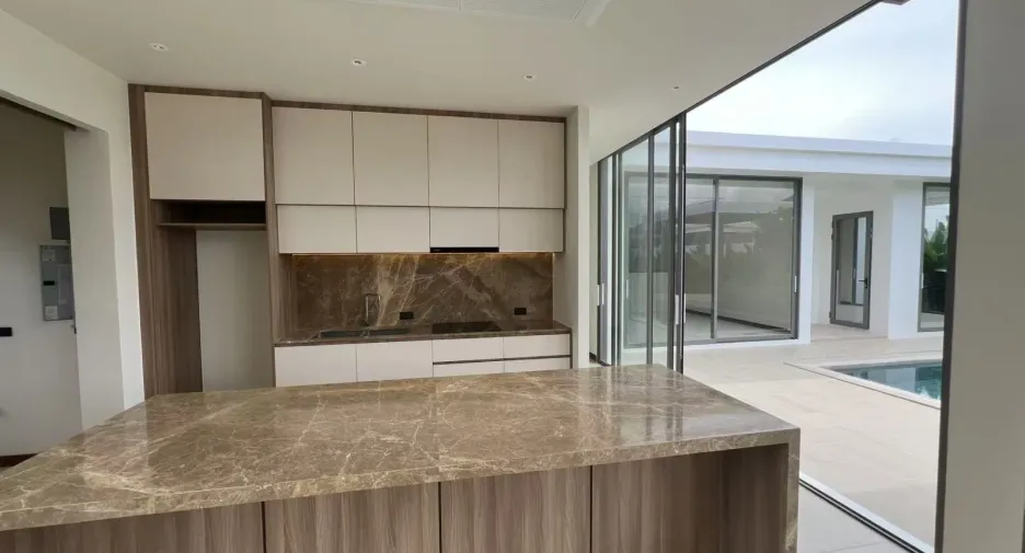 Villa en venta de 5 habitaciones en Thalang, Phuket