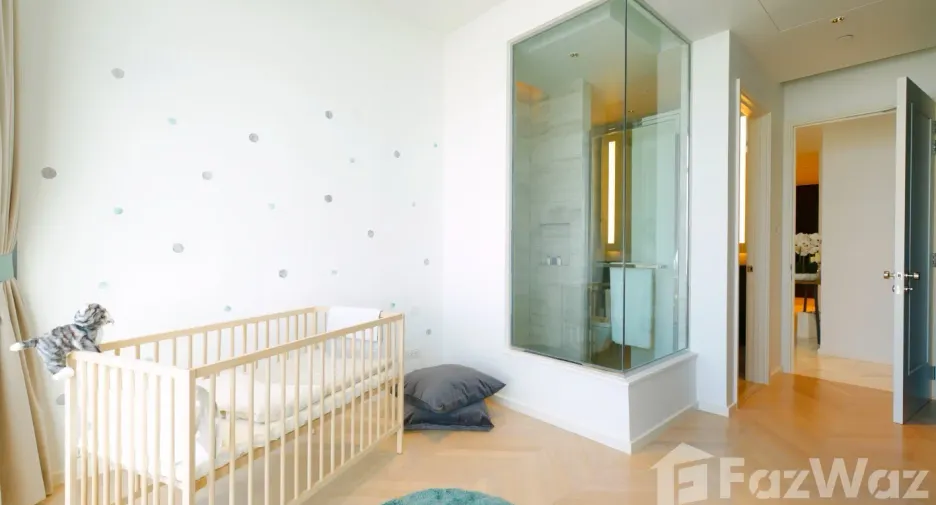 For sale 3 bedrooms condo in Bang Kho Laem, Bangkok