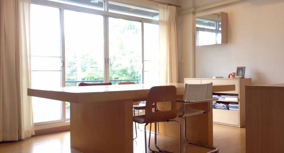 For rent and for sale 3 bedrooms townhouse in Prawet, Bangkok