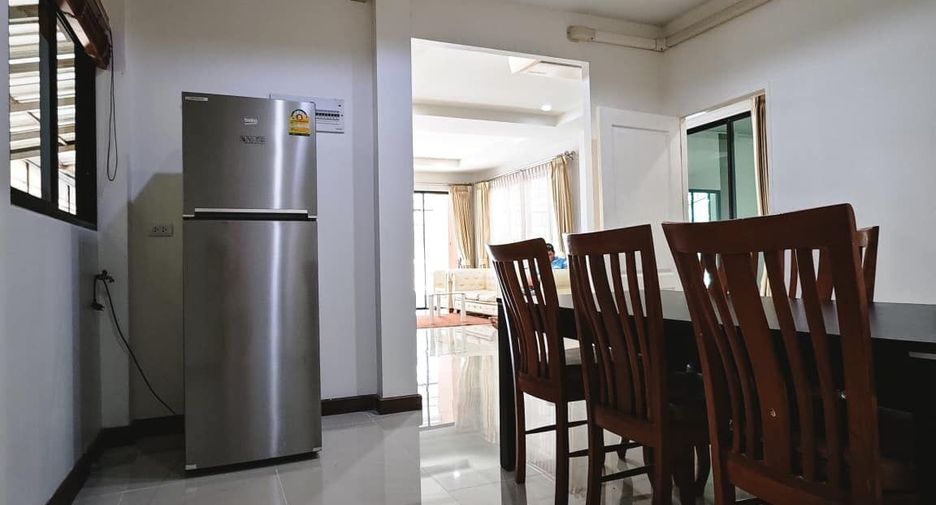 For rent 4 bedrooms house in Bang Saray, Pattaya
