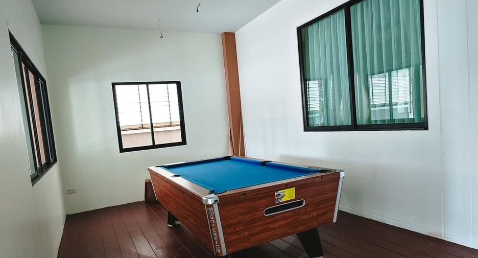 Haus zur Miete mit 4 Zimmer in Sattahip, Chonburi