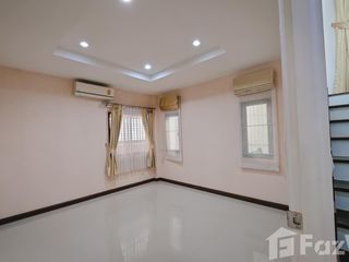 Casa en alquiler de 4 habitaciones en Bang Saray, Pattaya