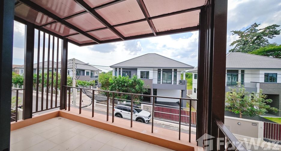 À louer 4 chambres maison à Bang Saray, Pattaya