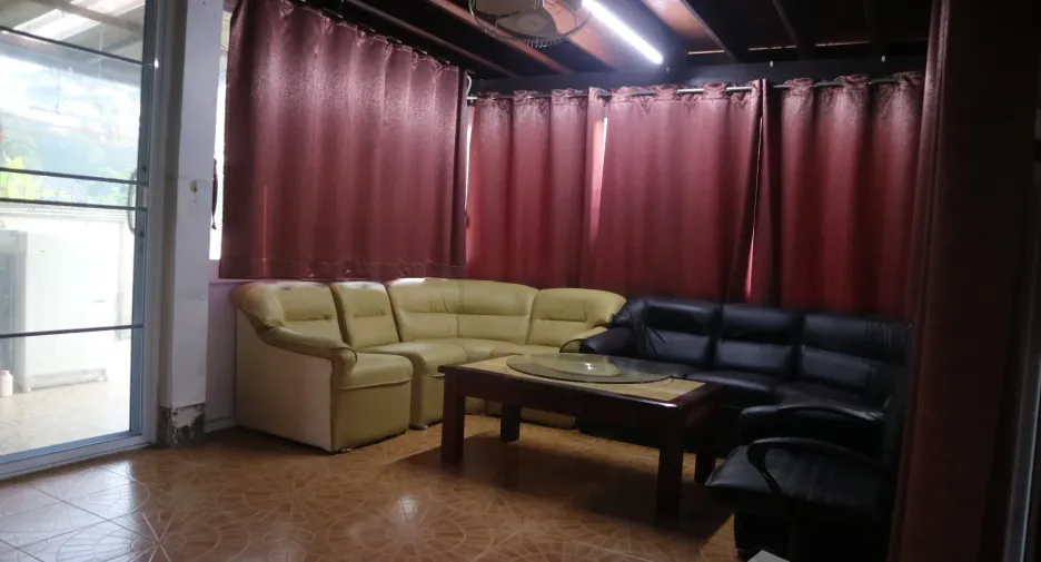 For sale 4 bedrooms house in Mae Sai, Chiang Rai