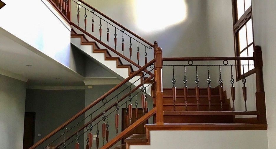 À vendre et à louer 5 chambres maison à Mueang Samut Prakan, Samut Prakan