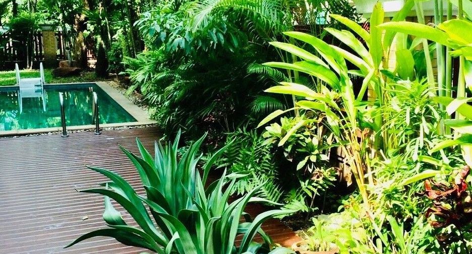 À vendre et à louer 5 chambres maison à Mueang Samut Prakan, Samut Prakan