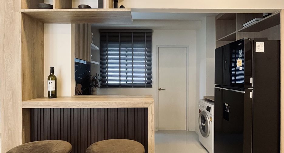 For sale 3 bedrooms townhouse in Wang Thonglang, Bangkok