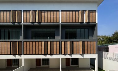 For sale 3 bedrooms townhouse in Wang Thonglang, Bangkok