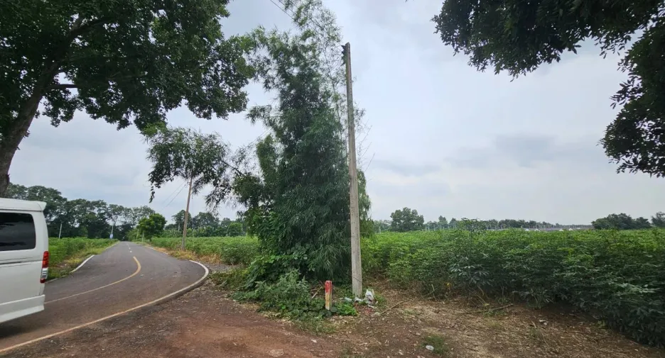 For sale land in Si Maha Phot, Prachin Buri