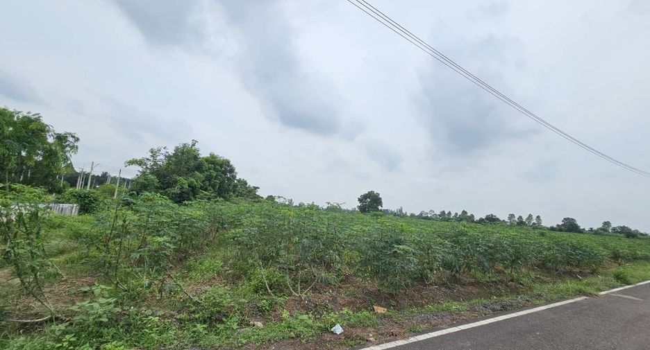 For sale land in Si Maha Phot, Prachin Buri