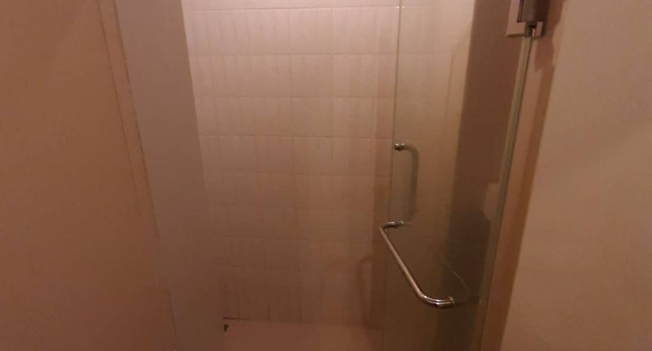 For sale 2 bedrooms condo in Watthana, Bangkok