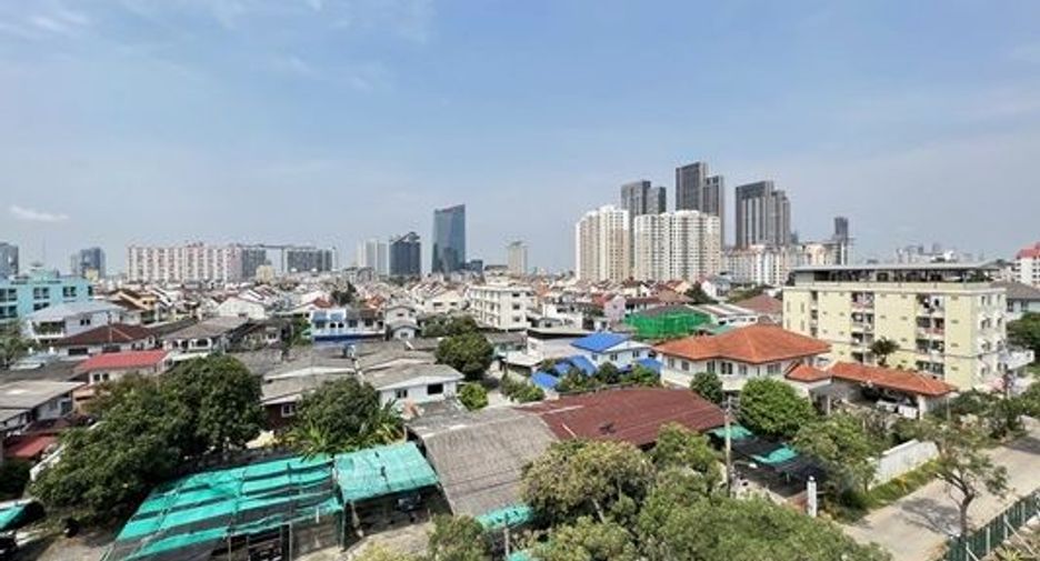 For sale 10 ベッドルーム office in Phra Khanong, Bangkok