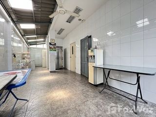 For sale 10 bedrooms office in Phra Khanong, Bangkok