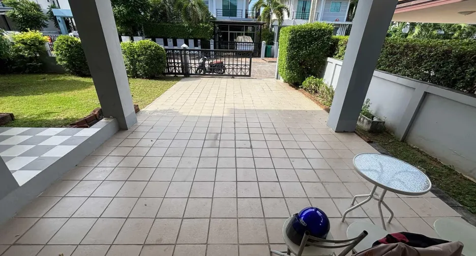 Villa zum Kauf und zur Miete mit 3 Zimmer in Bang Lamung, Chonburi