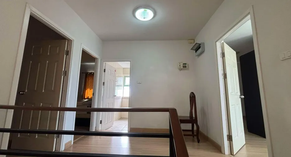 Villa zum Kauf und zur Miete mit 3 Zimmer in Bang Lamung, Chonburi