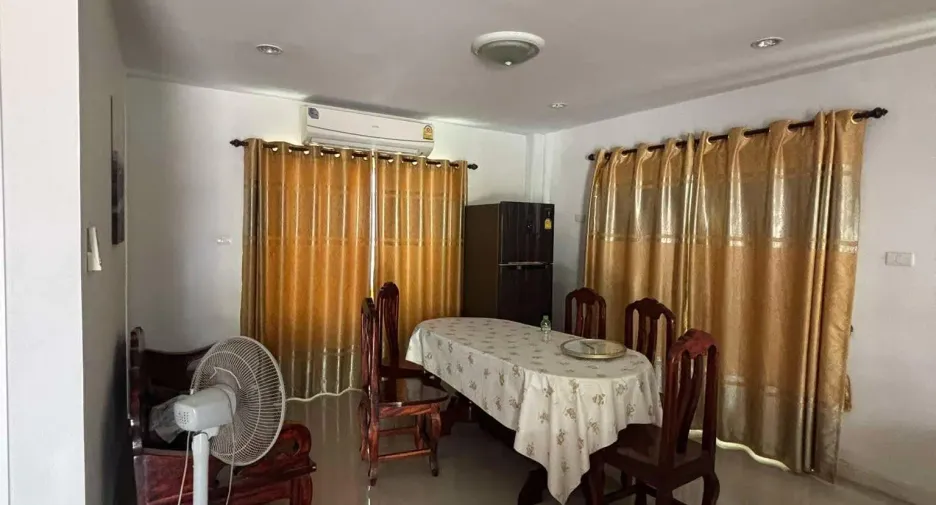 Villa zum Kauf und zur Miete mit 3 Zimmer in Bang Lamung, Chonburi