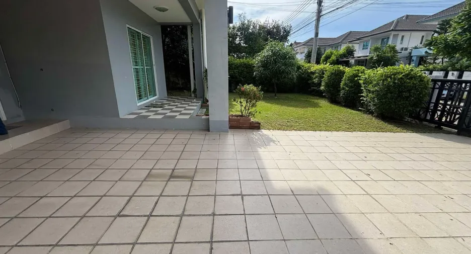 Villa zum Kauf und zur Miete mit 3 Zimmer in Bang Lamung, Chonburi