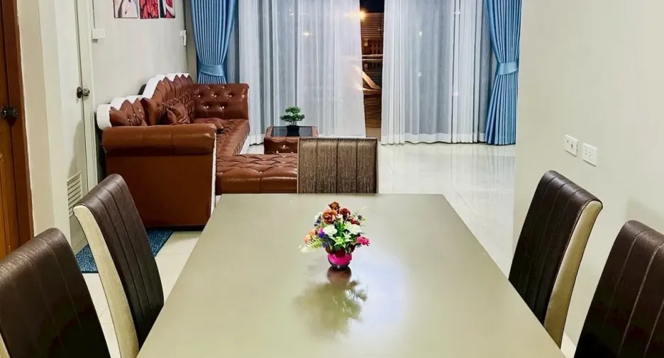 For sale そして for rent 3 ベッドルーム house in Bang Lamung, Chonburi