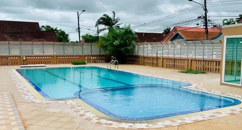 For sale そして for rent 3 ベッドルーム house in Bang Lamung, Chonburi