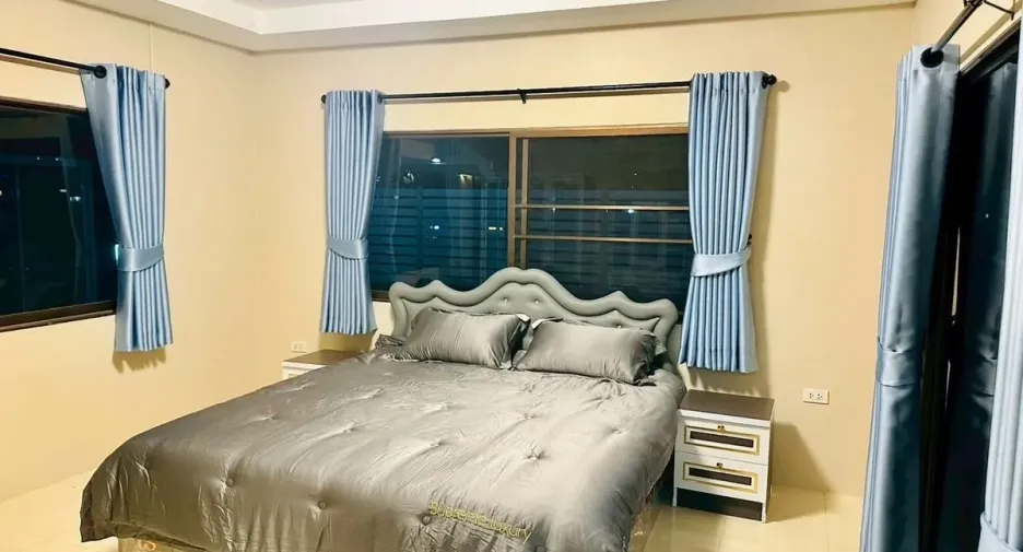 For sale そして for rent 3 ベッドルーム house in Bang Lamung, Chonburi