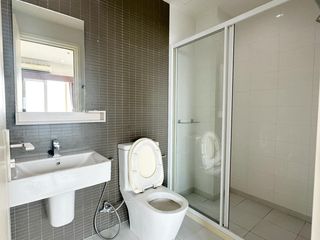 Wohnung zum Kauf mit 1 Zimmer in Chom Thong, Bangkok
