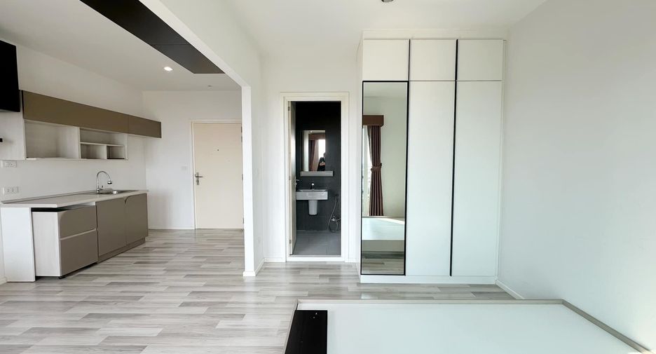 For sale 1 bed condo in Chom Thong, Bangkok