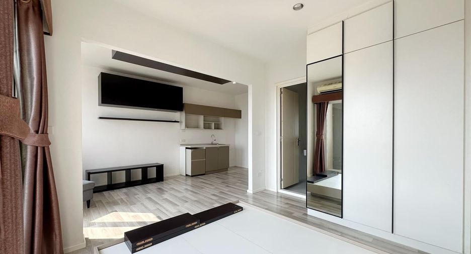For sale 1 bed condo in Chom Thong, Bangkok