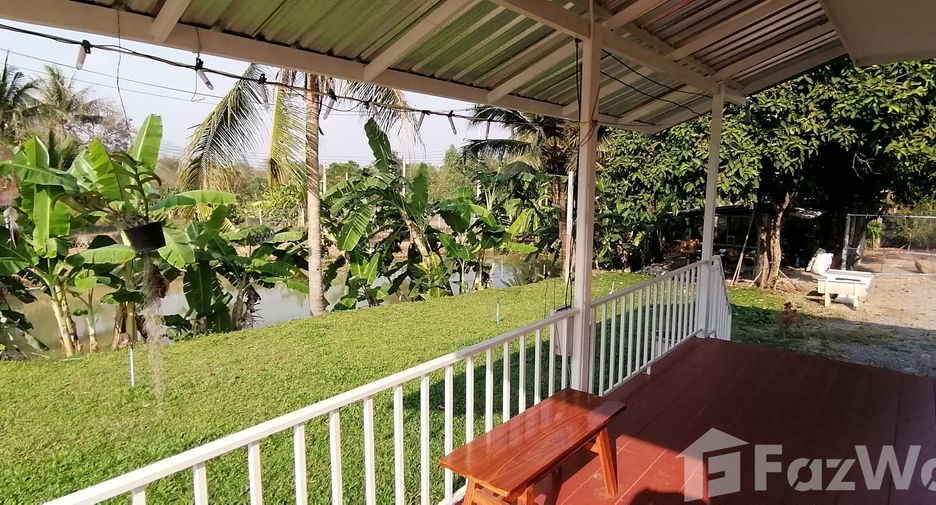 Casa en venta de 4 habitaciones en Nong Ya Plong, Phetchaburi