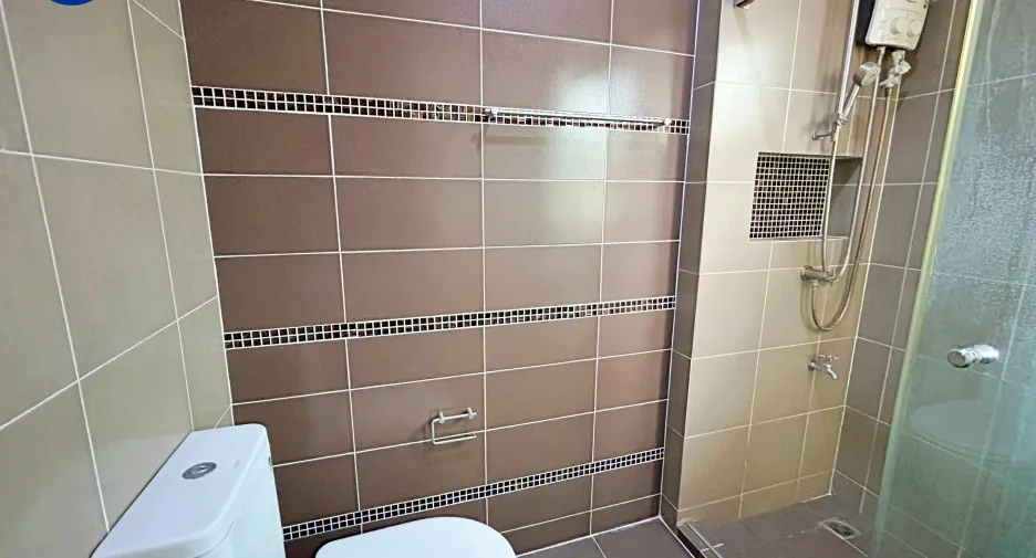 For sale and for rent 3 bedrooms townhouse in Mueang Pathum Thani, Pathum Thani