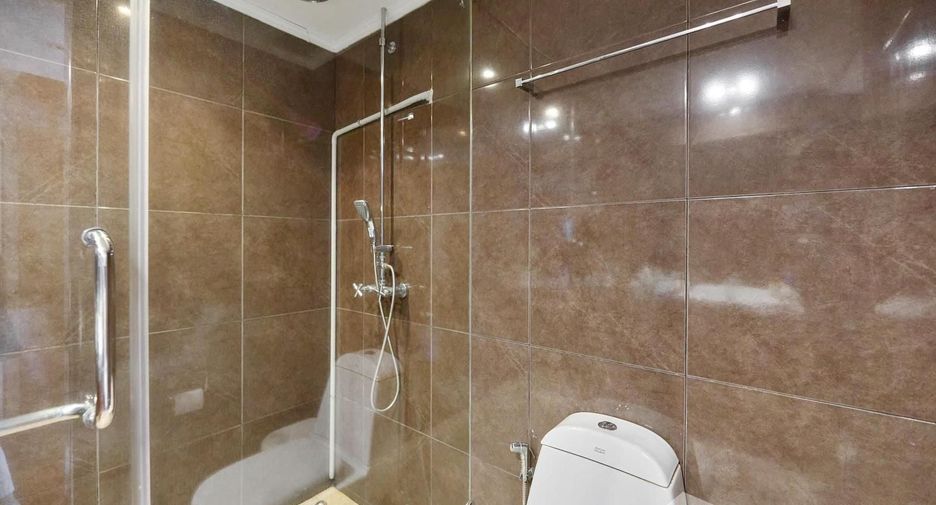 For sale 2 bedrooms condo in Chatuchak, Bangkok