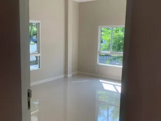 For sale 4 bedrooms house in Khlong Sam Wa, Bangkok