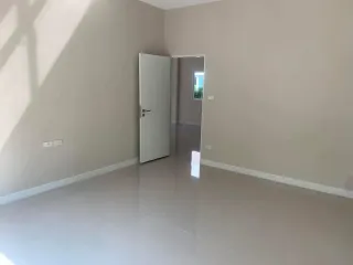 For sale 4 bedrooms house in Khlong Sam Wa, Bangkok