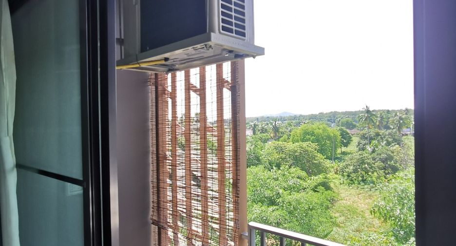 For sale 1 bed condo in Si Racha, Chonburi