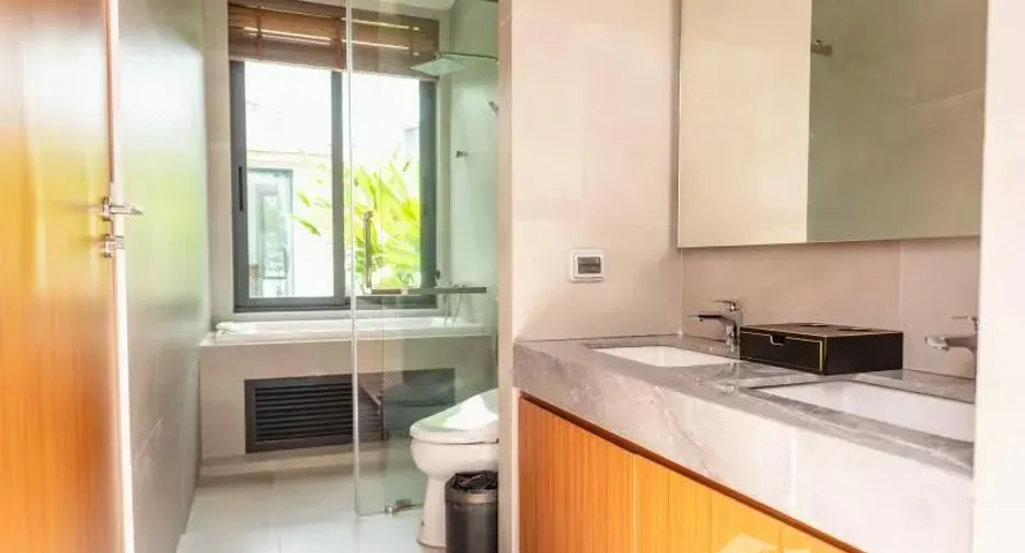 À vendre et à louer 3 chambres villa à Mueang Phuket, Phuket