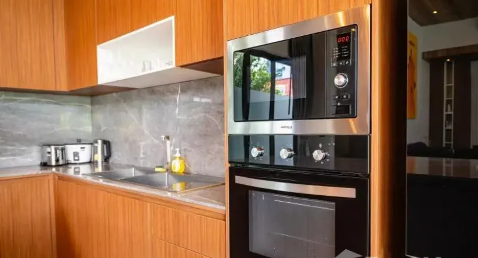 À vendre et à louer 3 chambres villa à Mueang Phuket, Phuket
