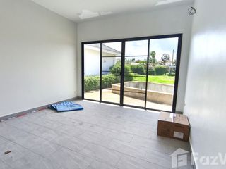 For sale 2 bedrooms villa in Mueang Rayong, Rayong